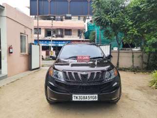 Mahindra XUV500 W6 4X2